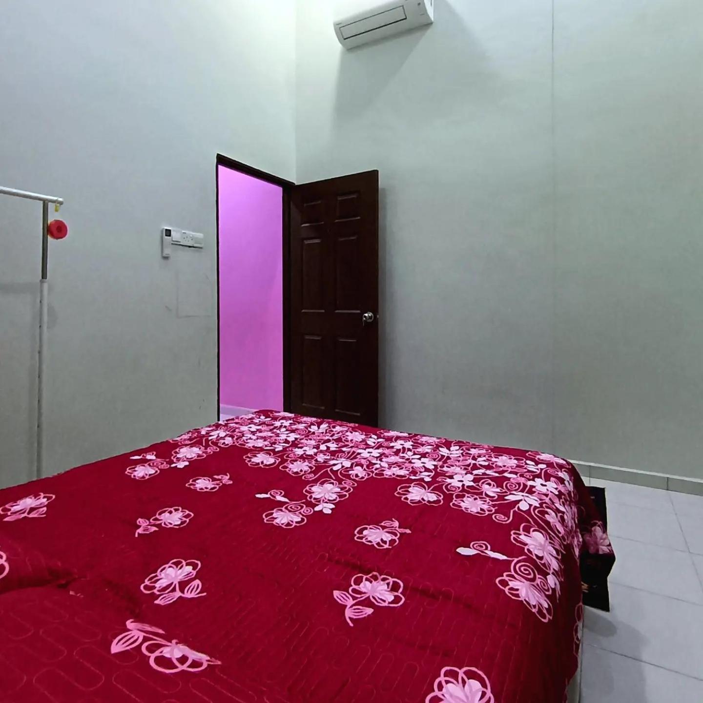 אראו Ebnur Homestay מראה חיצוני תמונה